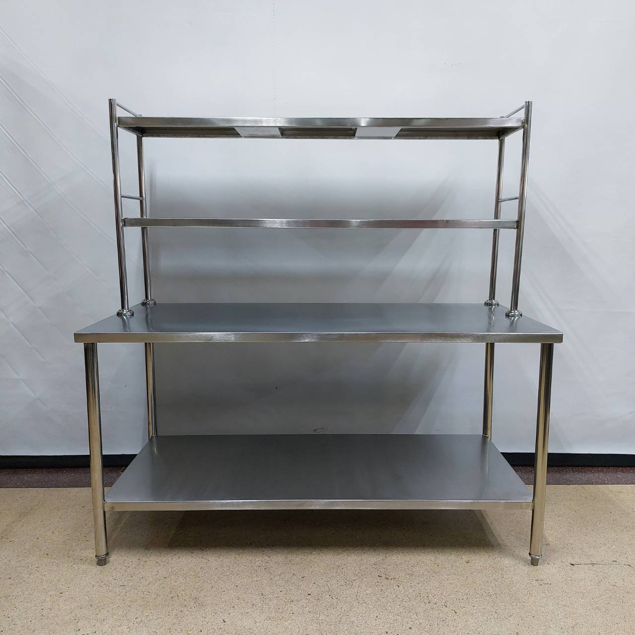 โต๊ะเตรียมสแตนเลส 4ชั้น 150cm