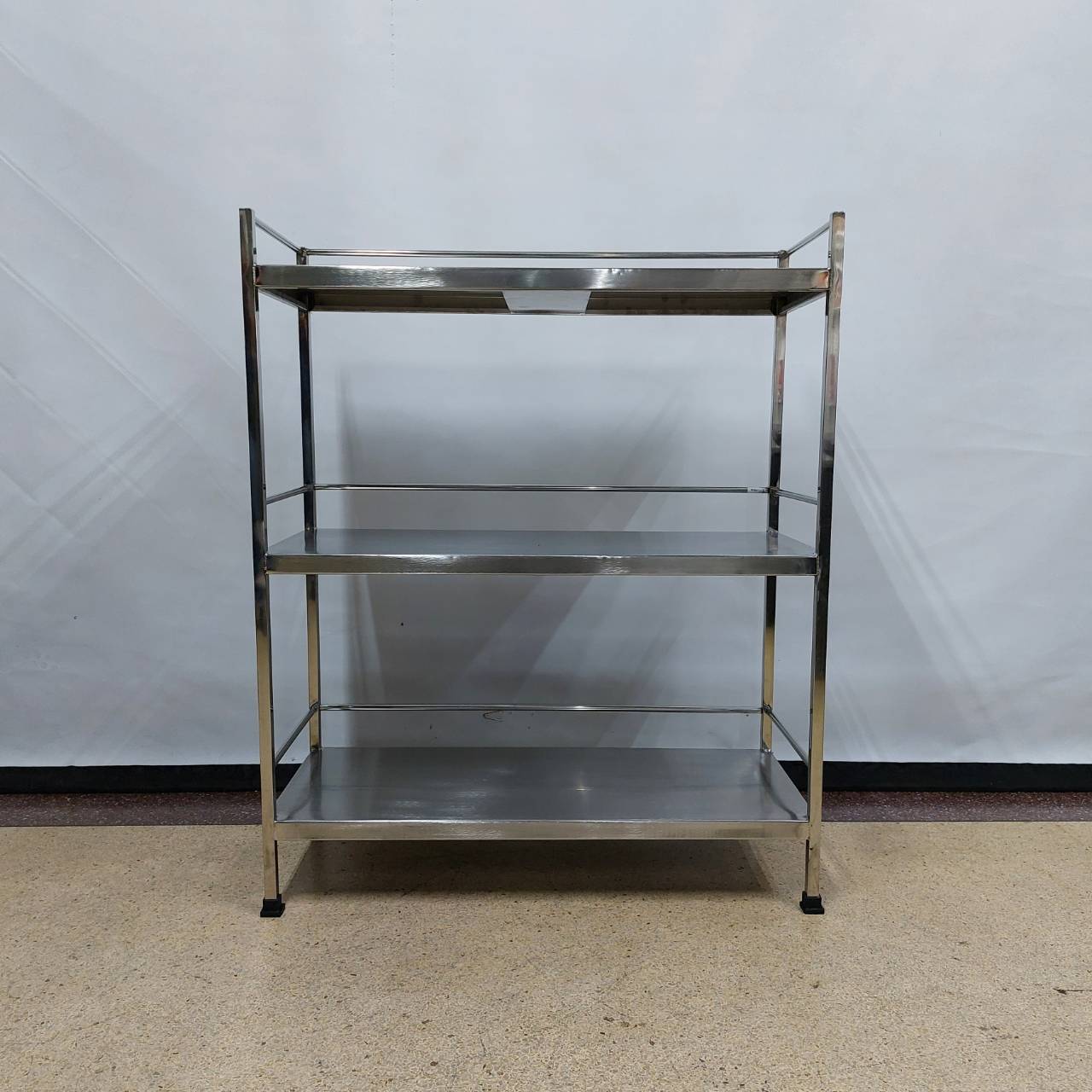 ชั้นสแตนเลสทึบ 3ชั้น 110cm